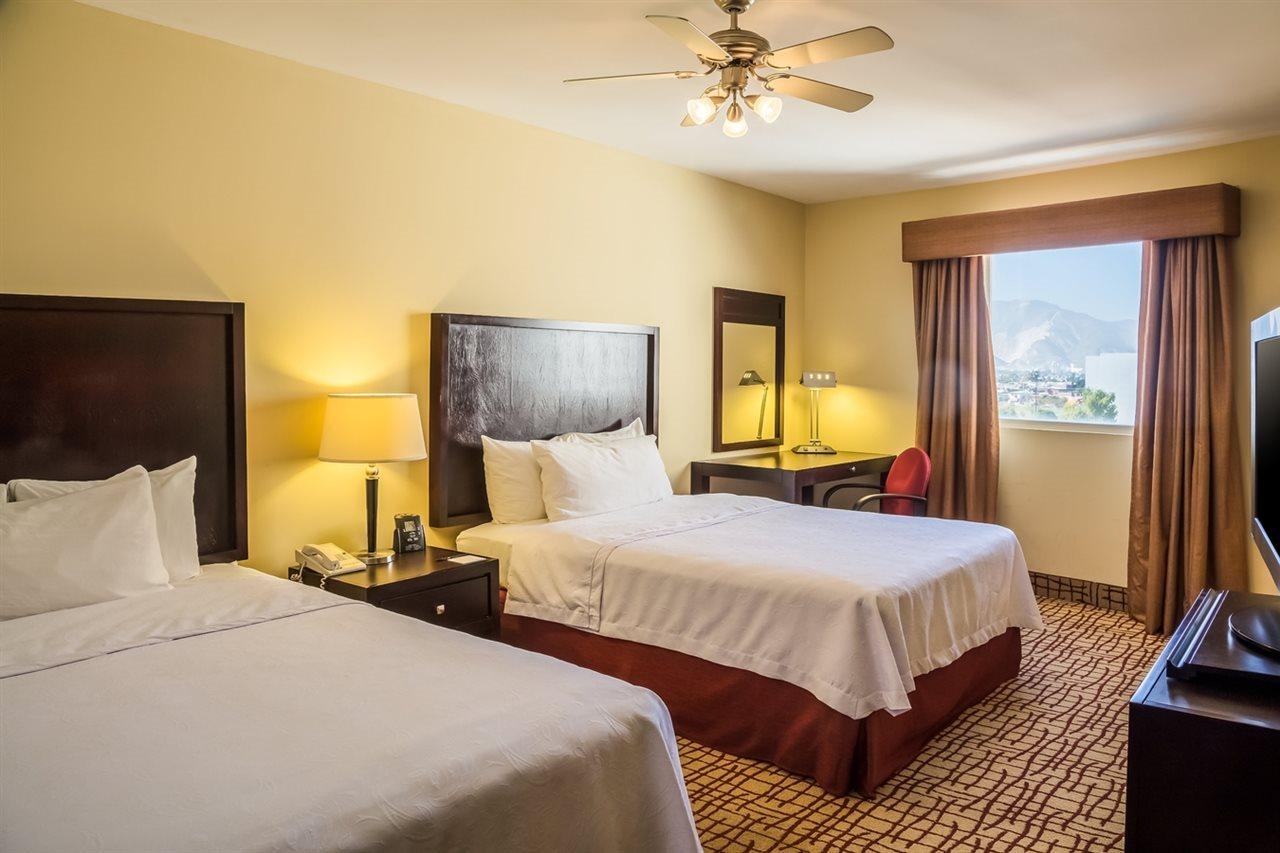 Wyndham Garden Torreon Tecnologico Hotel Ngoại thất bức ảnh