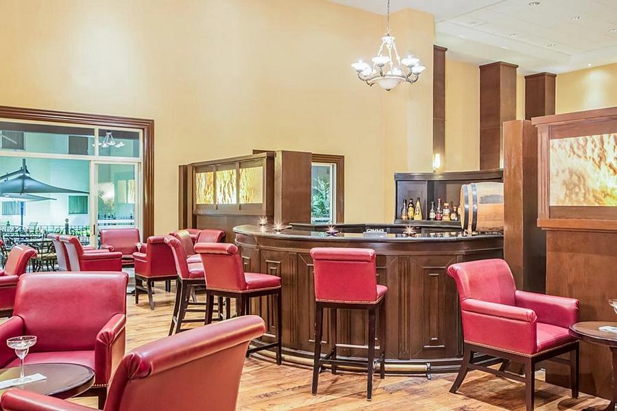 Wyndham Garden Torreon Tecnologico Hotel Ngoại thất bức ảnh