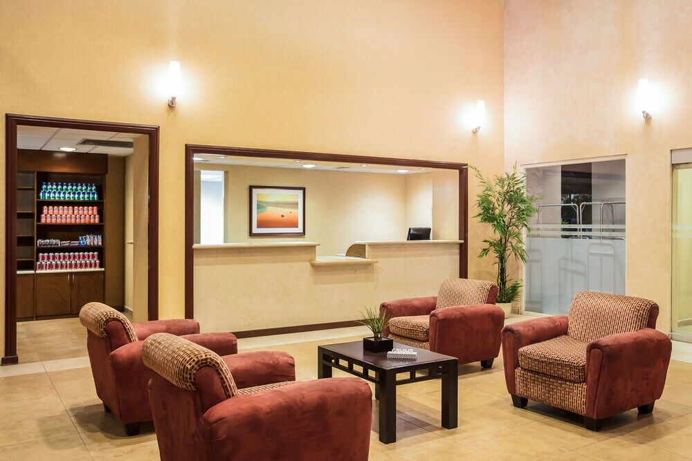 Wyndham Garden Torreon Tecnologico Hotel Ngoại thất bức ảnh